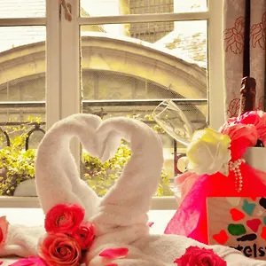 Отель Le Relais Saint Sulpice, Париж