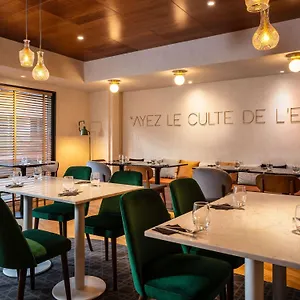 Отель Mercure Montparnasse Pasteur, Париж