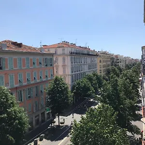 Floreal 2*, Nizza Franciaország
